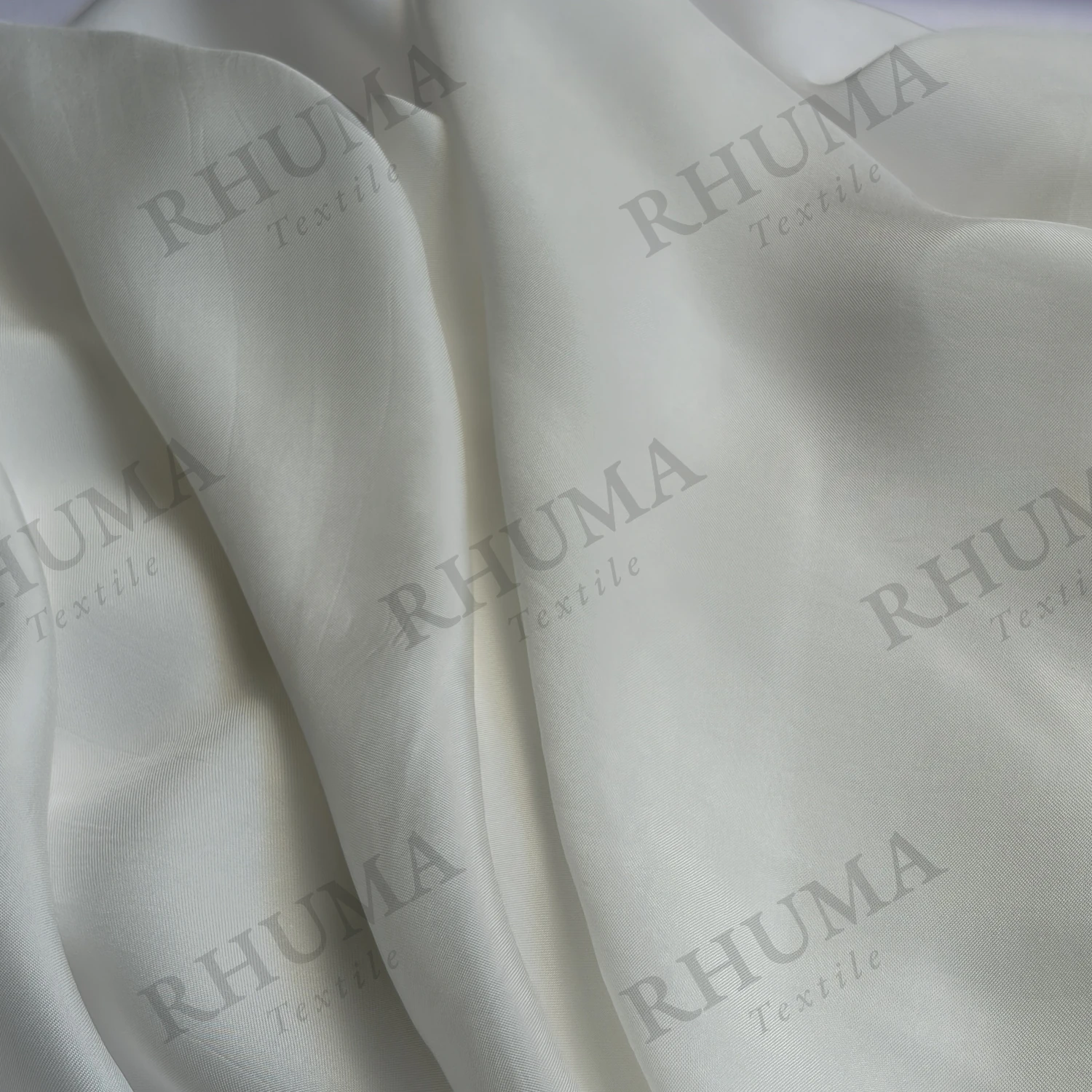 Viscose Georgette Satin Fabric Detail 2